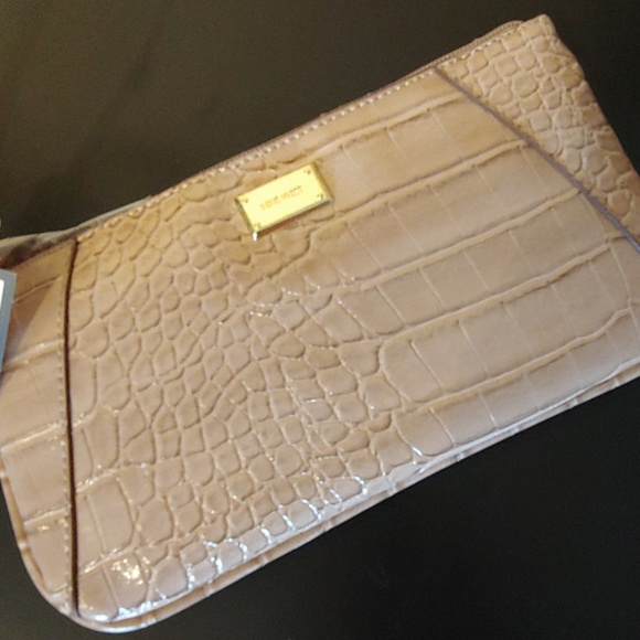 🪁2/$40 Nine West Scales Large Wristlet Quartz - Picture 2 of 5